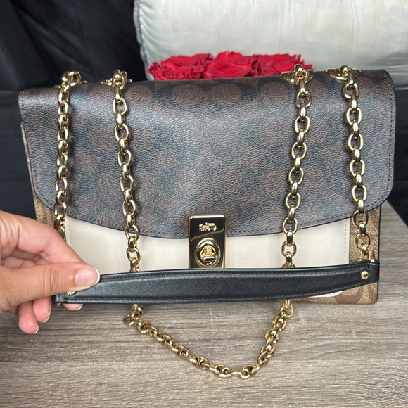 Coach bag/purse - Picture 3 of 7